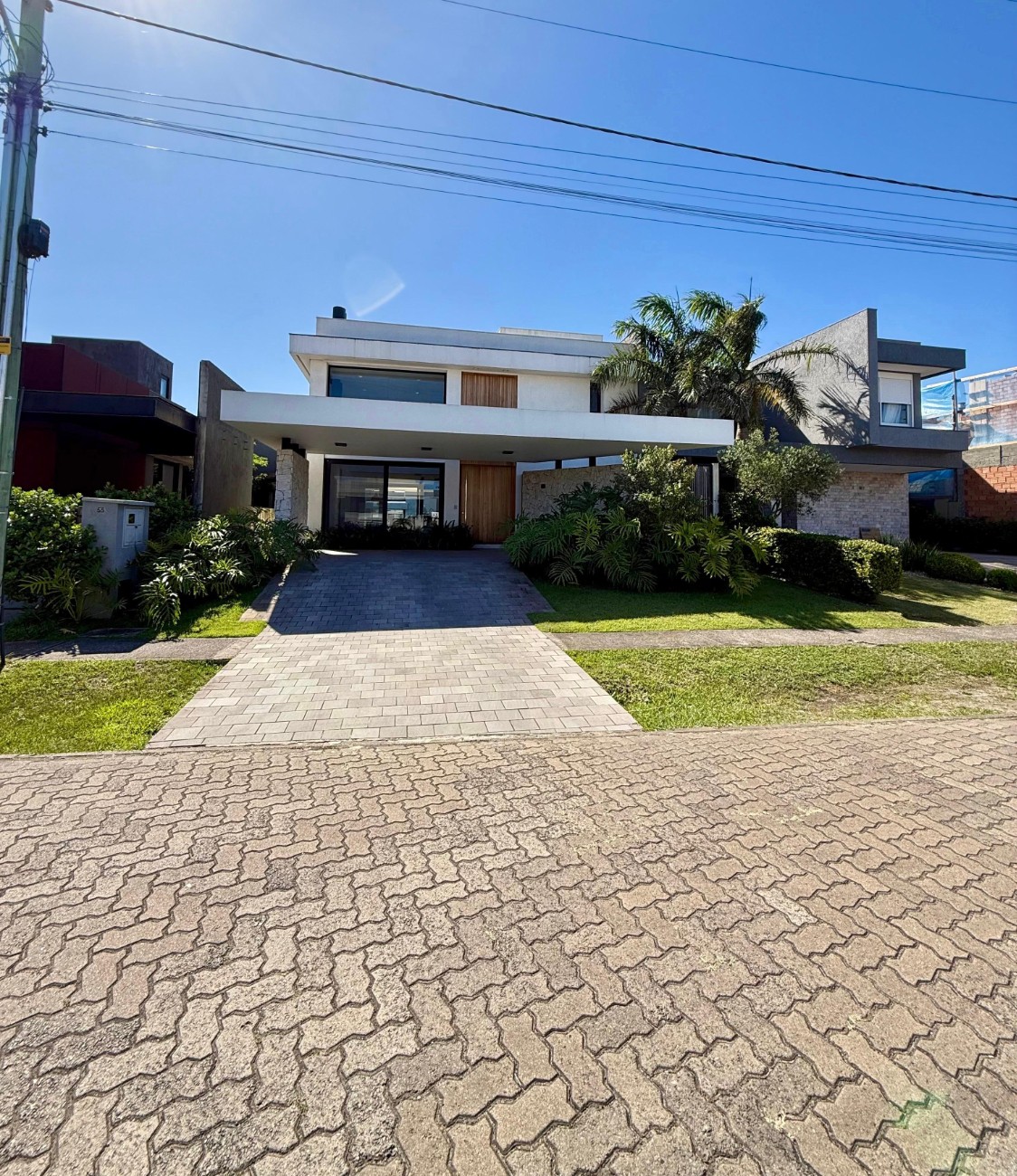 Casa em Condomínio 4 dormitórios para venda, Centro em Capão da Canoa | Ref.: 680